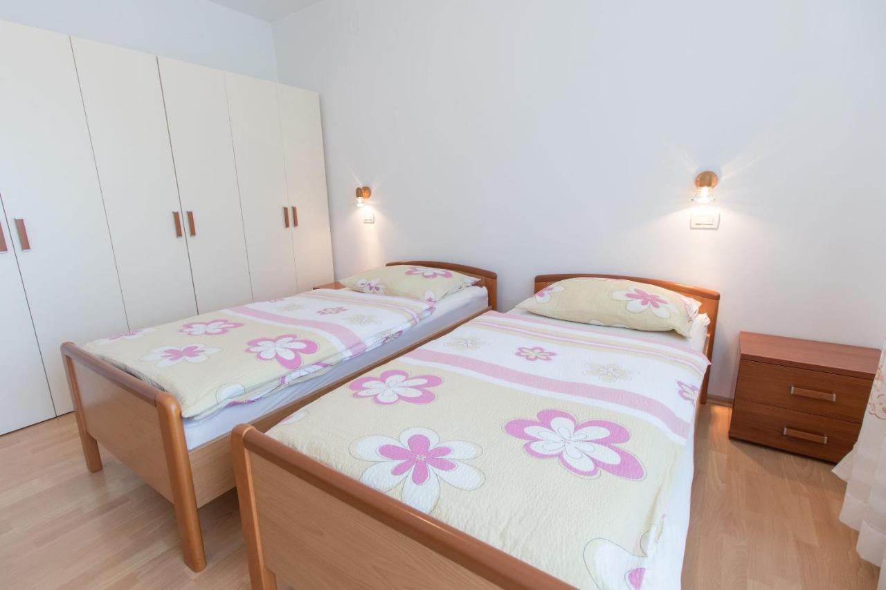 Apartments Vesna Opatija Exterior photo